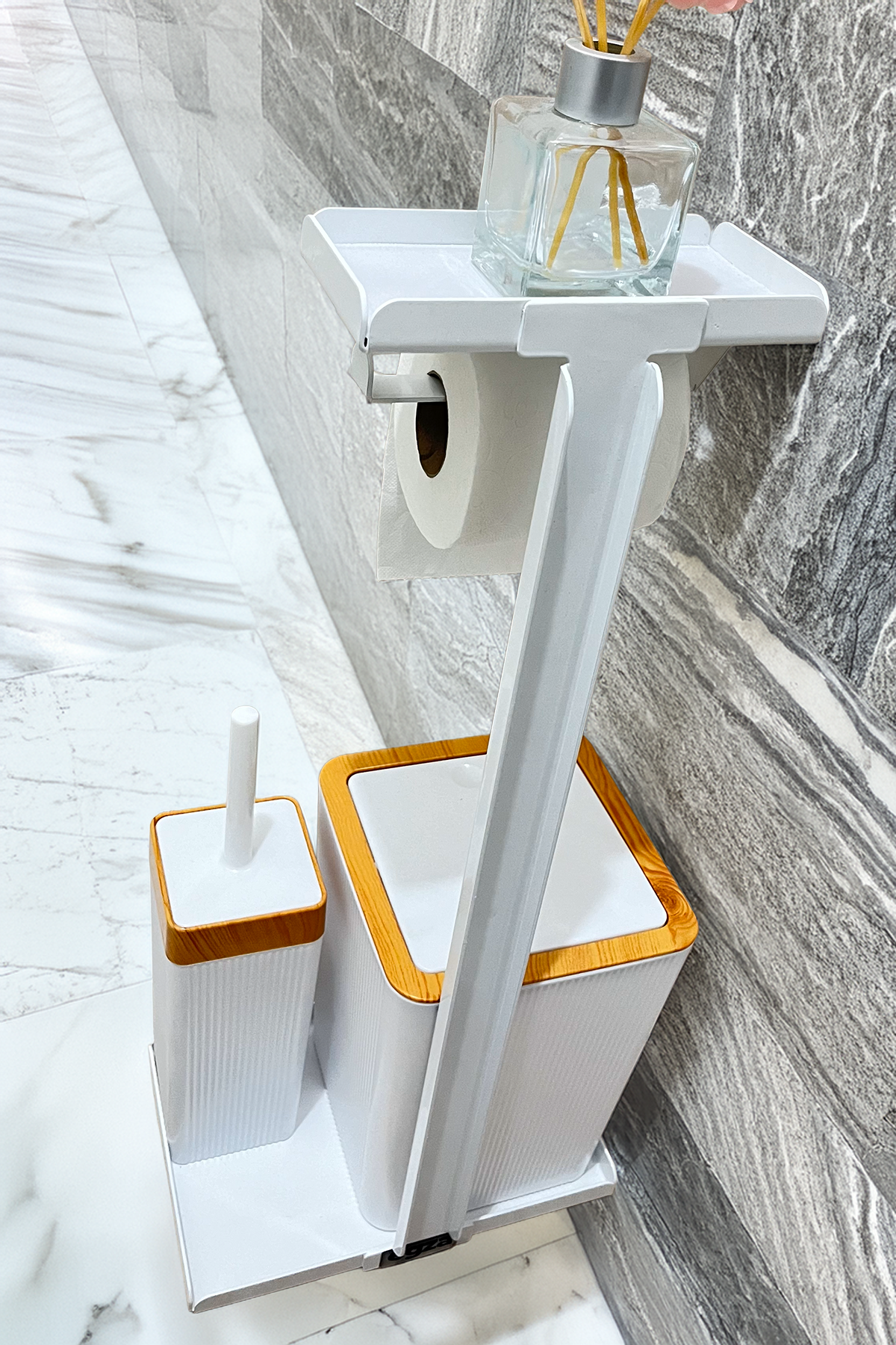 3'ü 1 Arada Banyo Seti Tuvalet Kağıtlık, Çizgili Çöp Kovası Ve Tuvalet Fırça Takımı